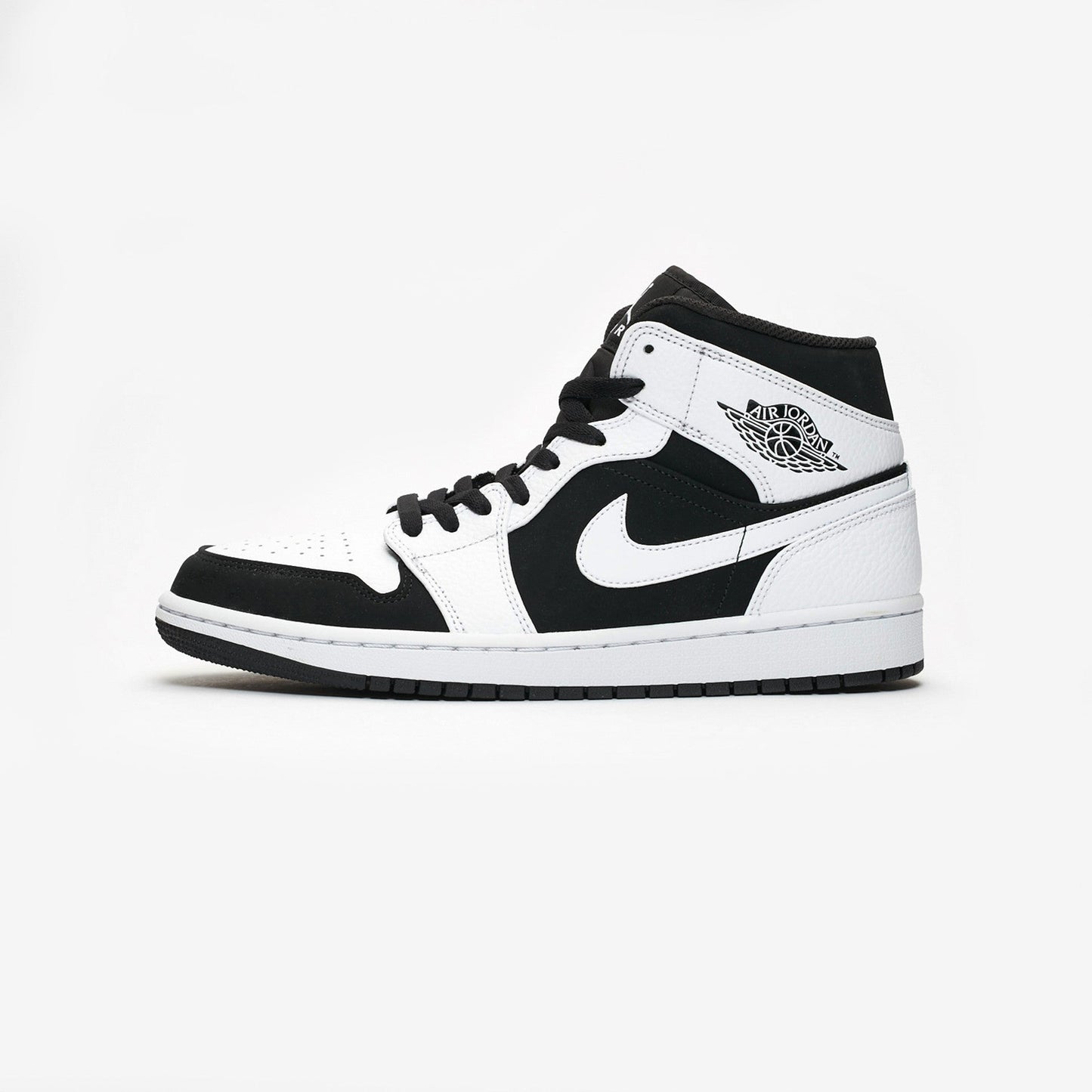 Jordan 1 Retro Mid Tuxedo