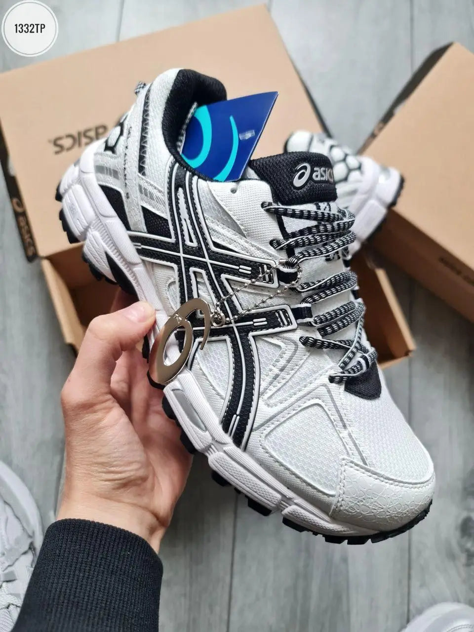 ASICS Gel-kahana 8 White/Black 1011B133-100