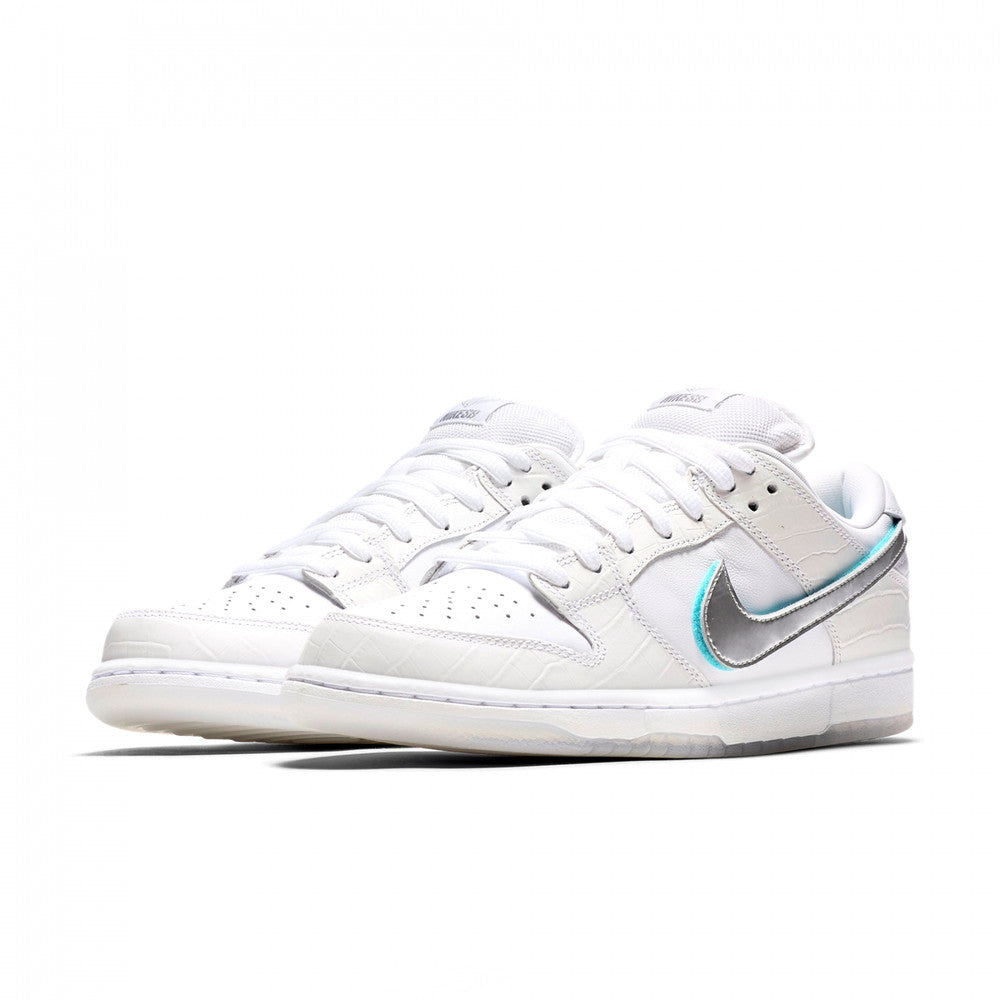 Nike SB Dunk Low Diamond Supply Co White Diamond