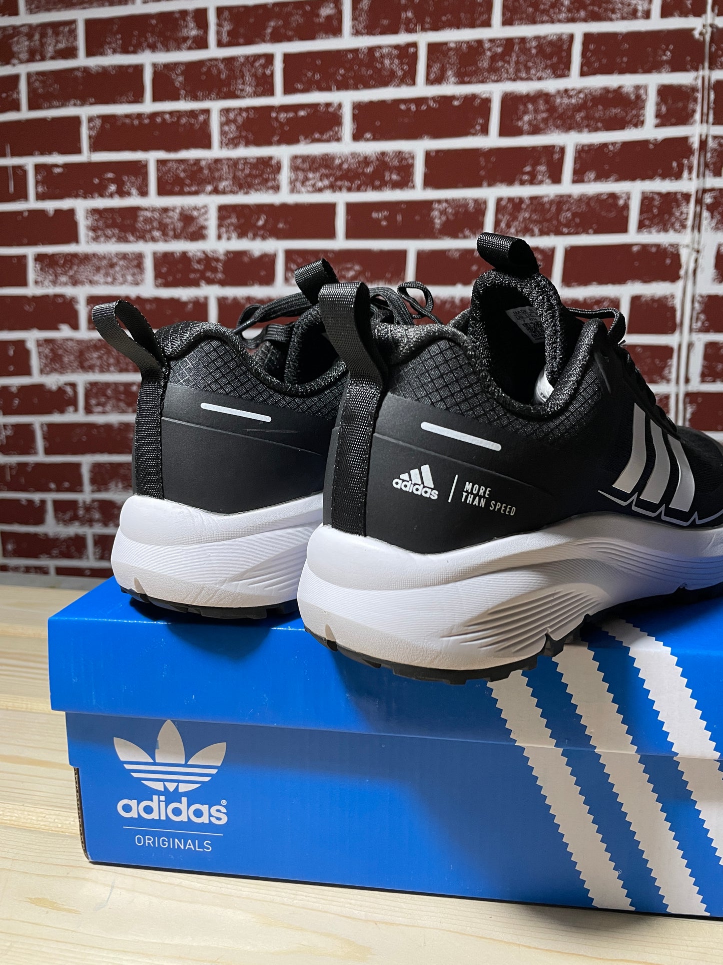 Adidas Trail Runner black & white