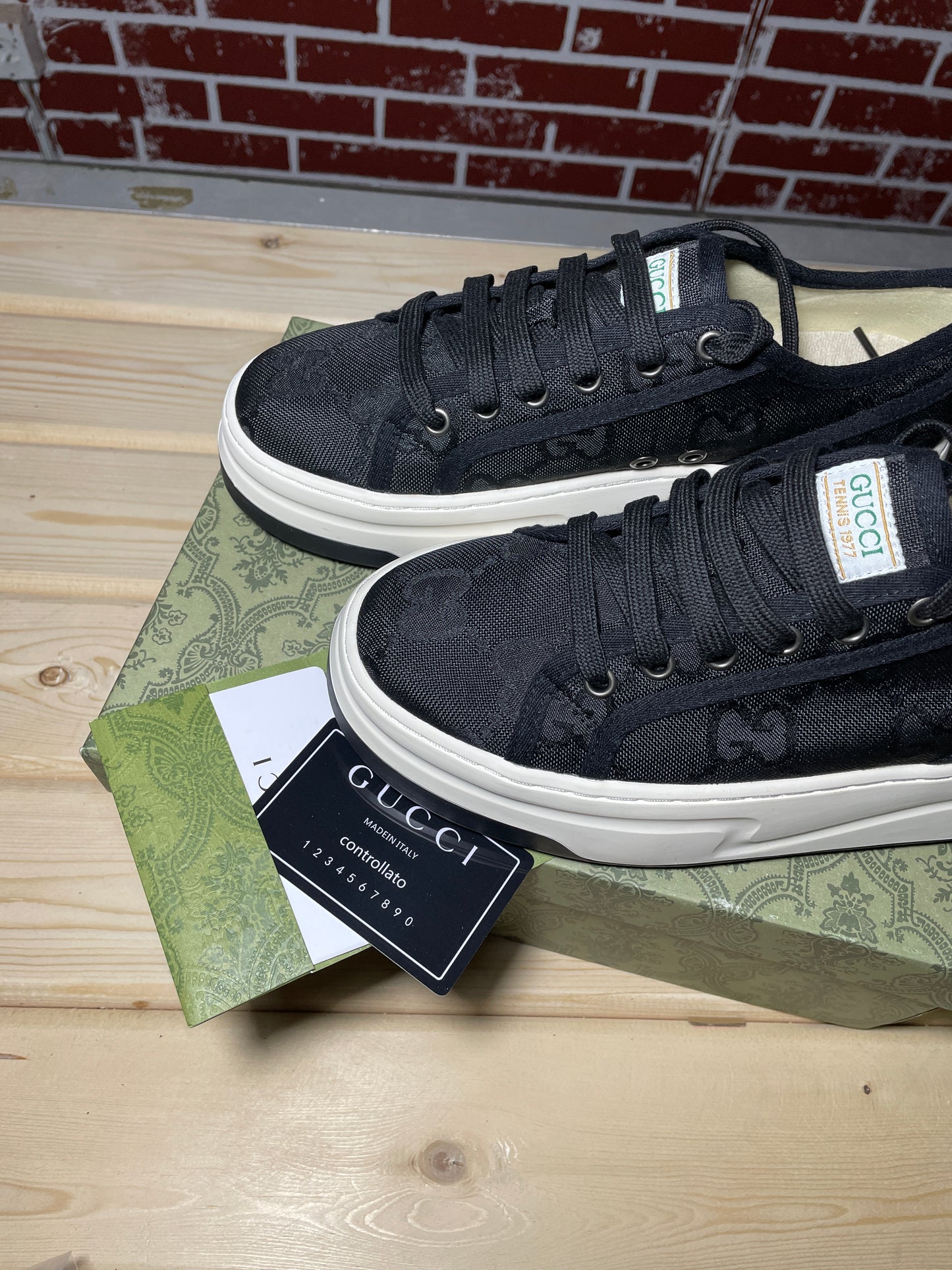 Gucci GG Sneaker 'Interlocking G - ' Black-White '