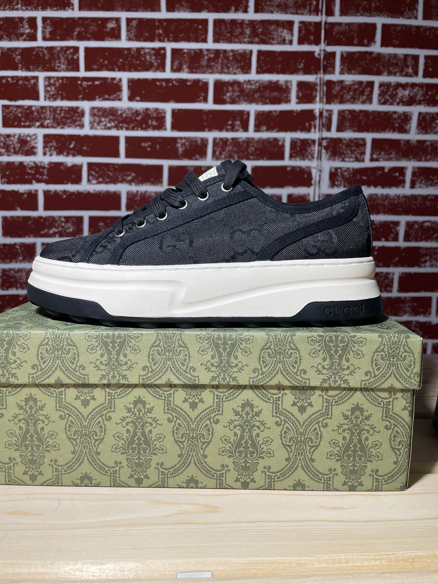 Gucci GG Sneaker 'Interlocking G - ' Black-White '