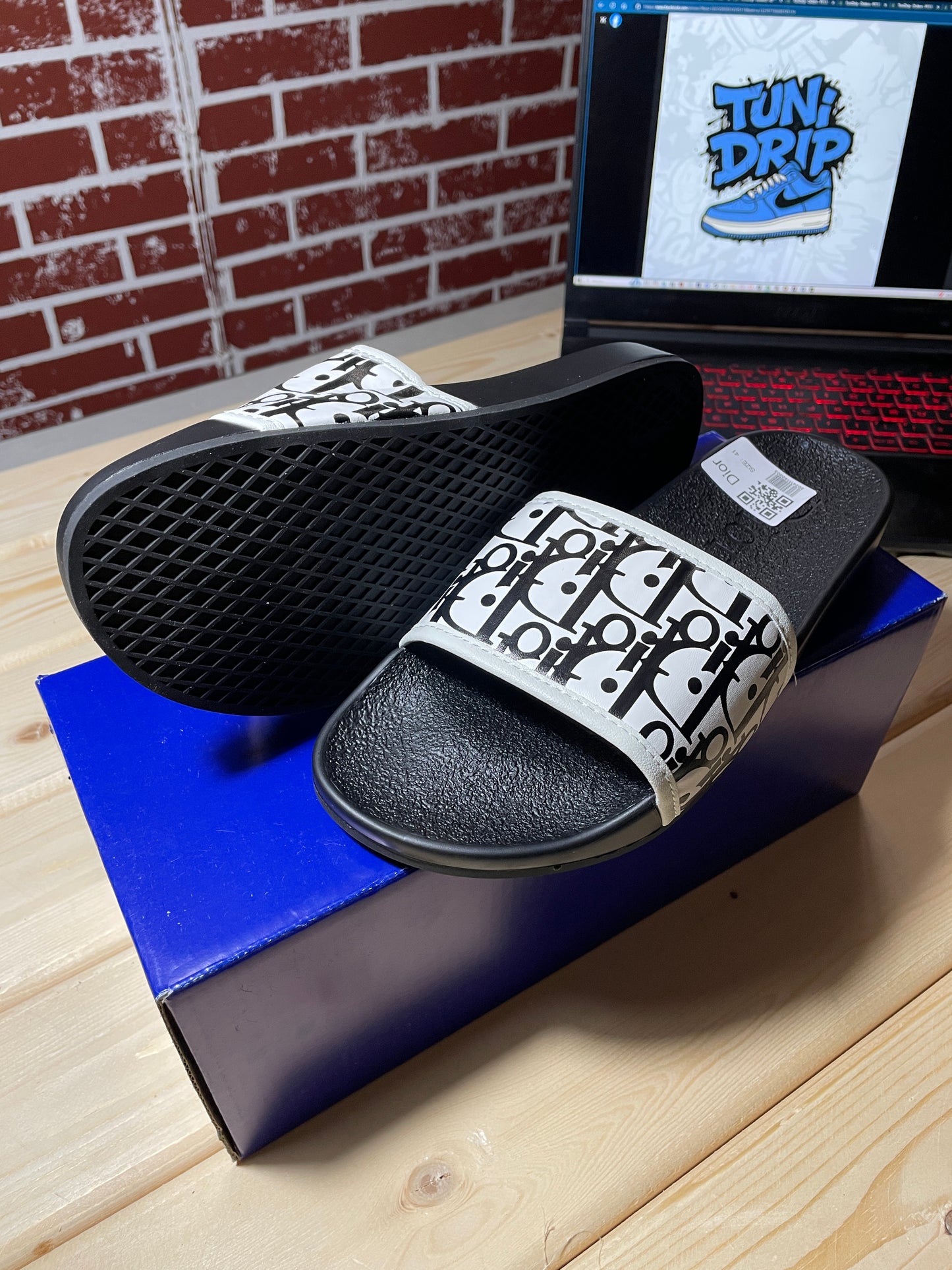 Claquette dior white/black logo