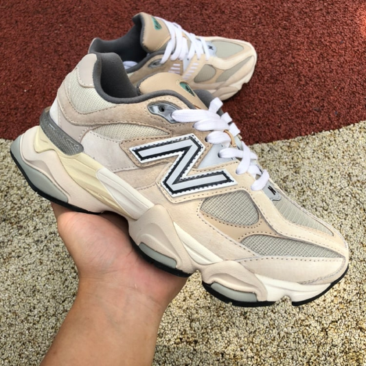 New Balance 9060 cream beige