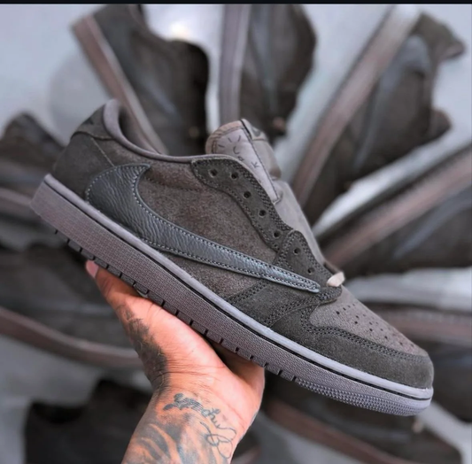 Air Jordan 1 Retro Low OG SP Travis Scott Velvet Brown