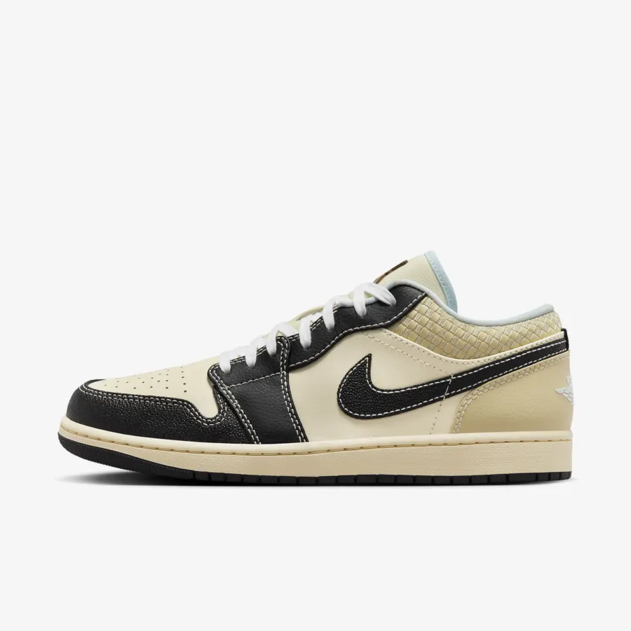 Air Jordan 1 Low SE Coconut Milk Black Muslin