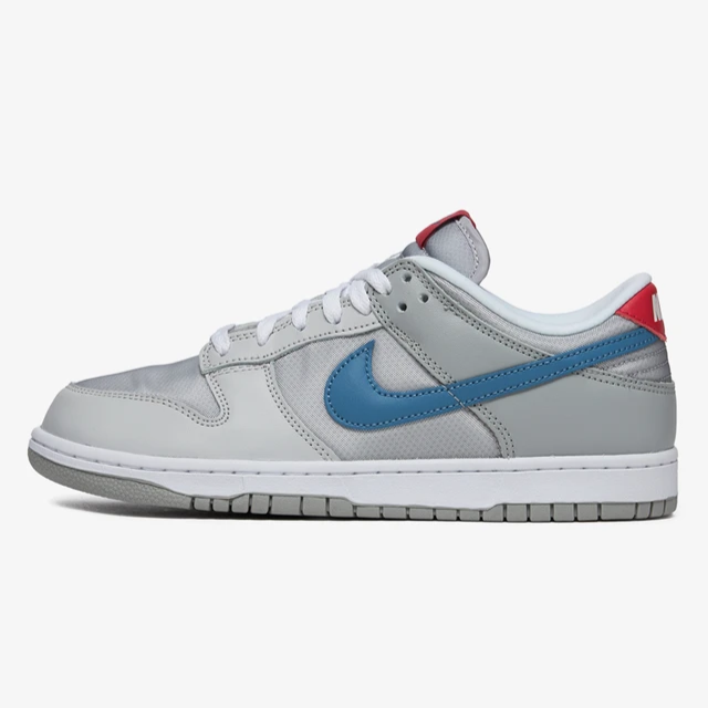 Baskets Nike Dunk Low - QS silver surfer