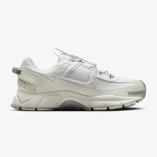Nike Zoom Vomero Roam white - grey