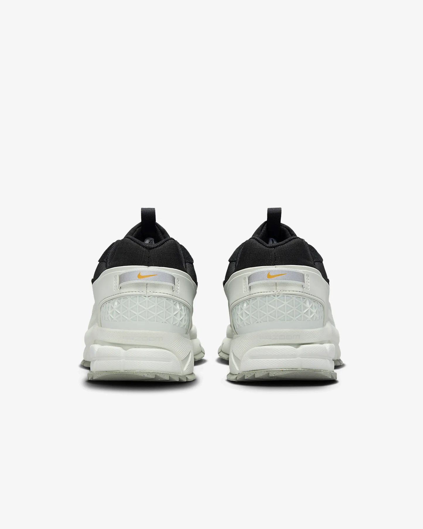 Nike Zoom Vomero Roam black-white