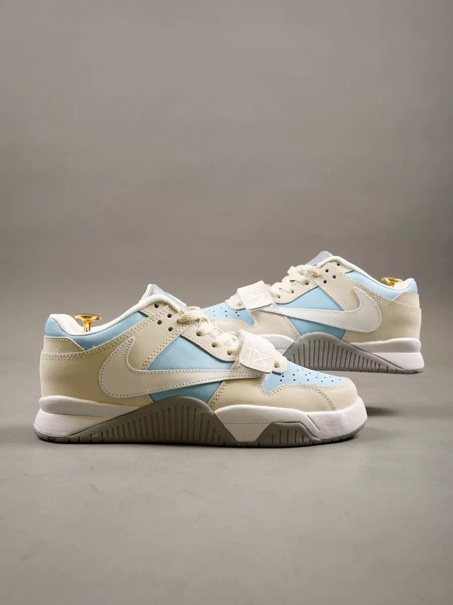 Jordan Cut The Check x Travis Scott Cyan / Cream