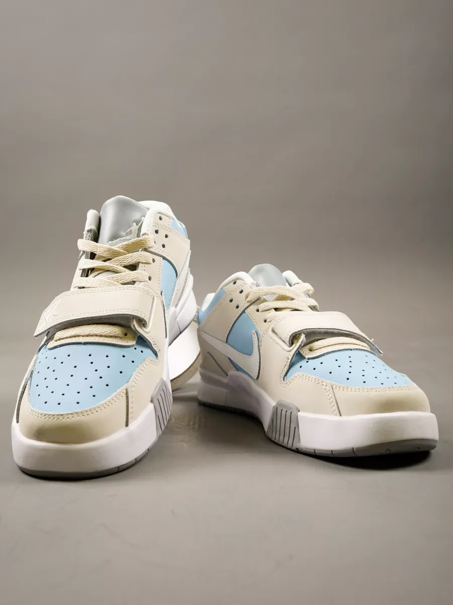 Jordan Cut The Check x Travis Scott Cyan / Cream