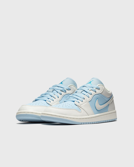 Air Jordan 1 Low SE 'Ice Blue'