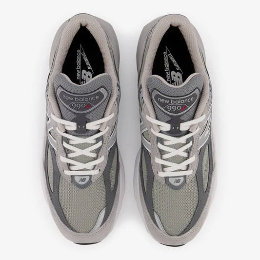 New Balance 990 v6 Core