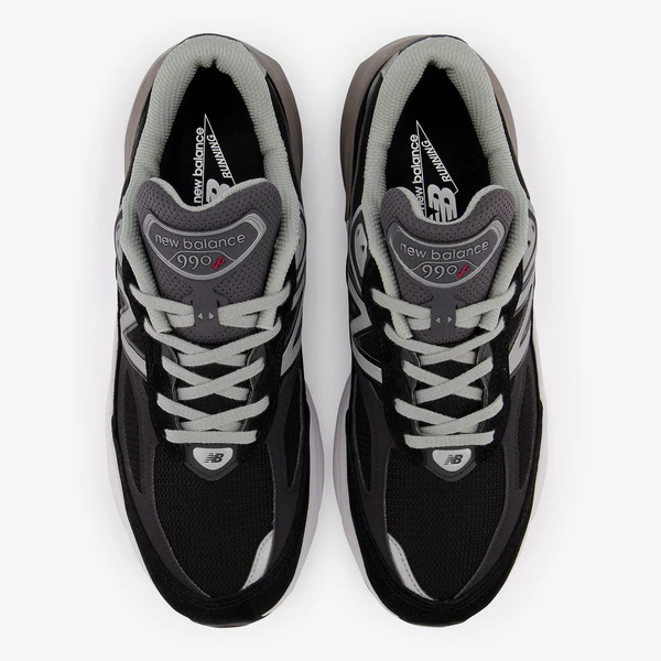 New Balance 990 v6 Core Black