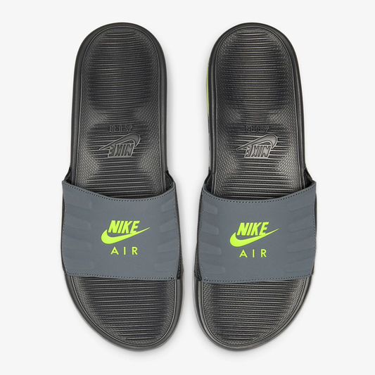 claquette Nike Air Max Camden Dark Volt