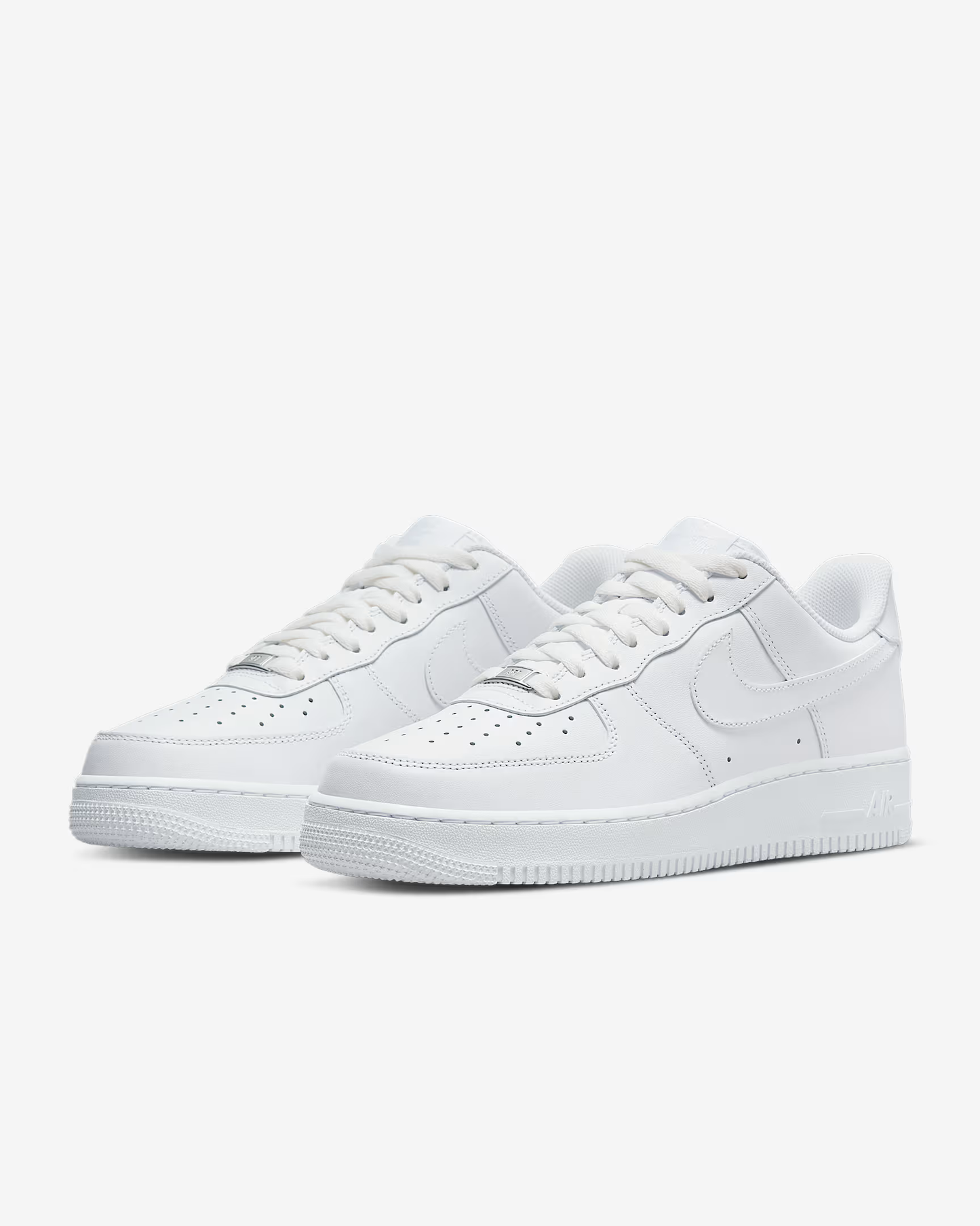 NIKE AIR FORCE 1 TRIPLE WHITE