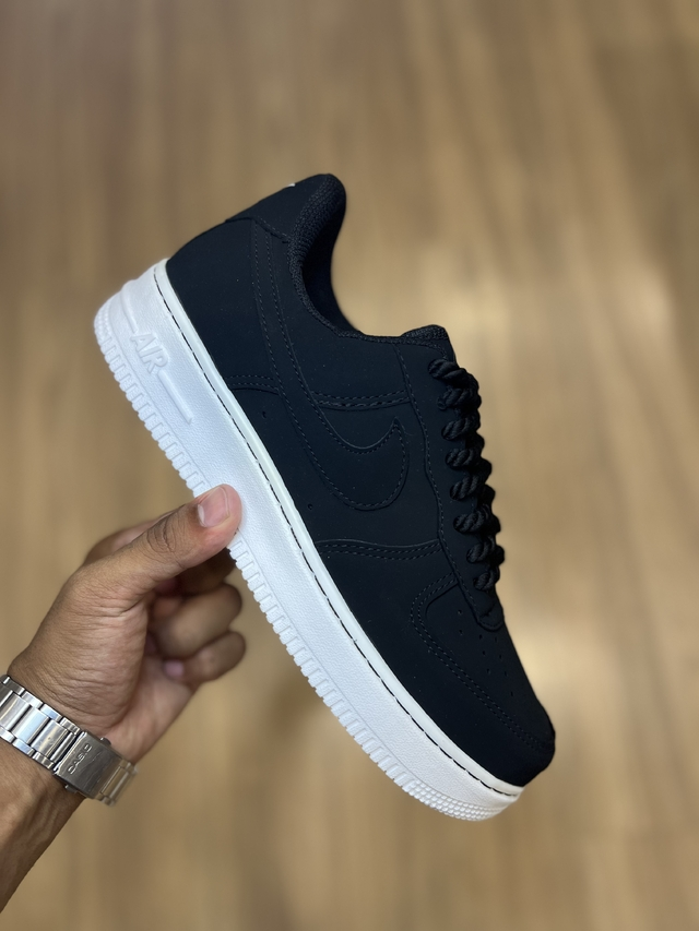 Nike AIR FORCE 1 NOBUK