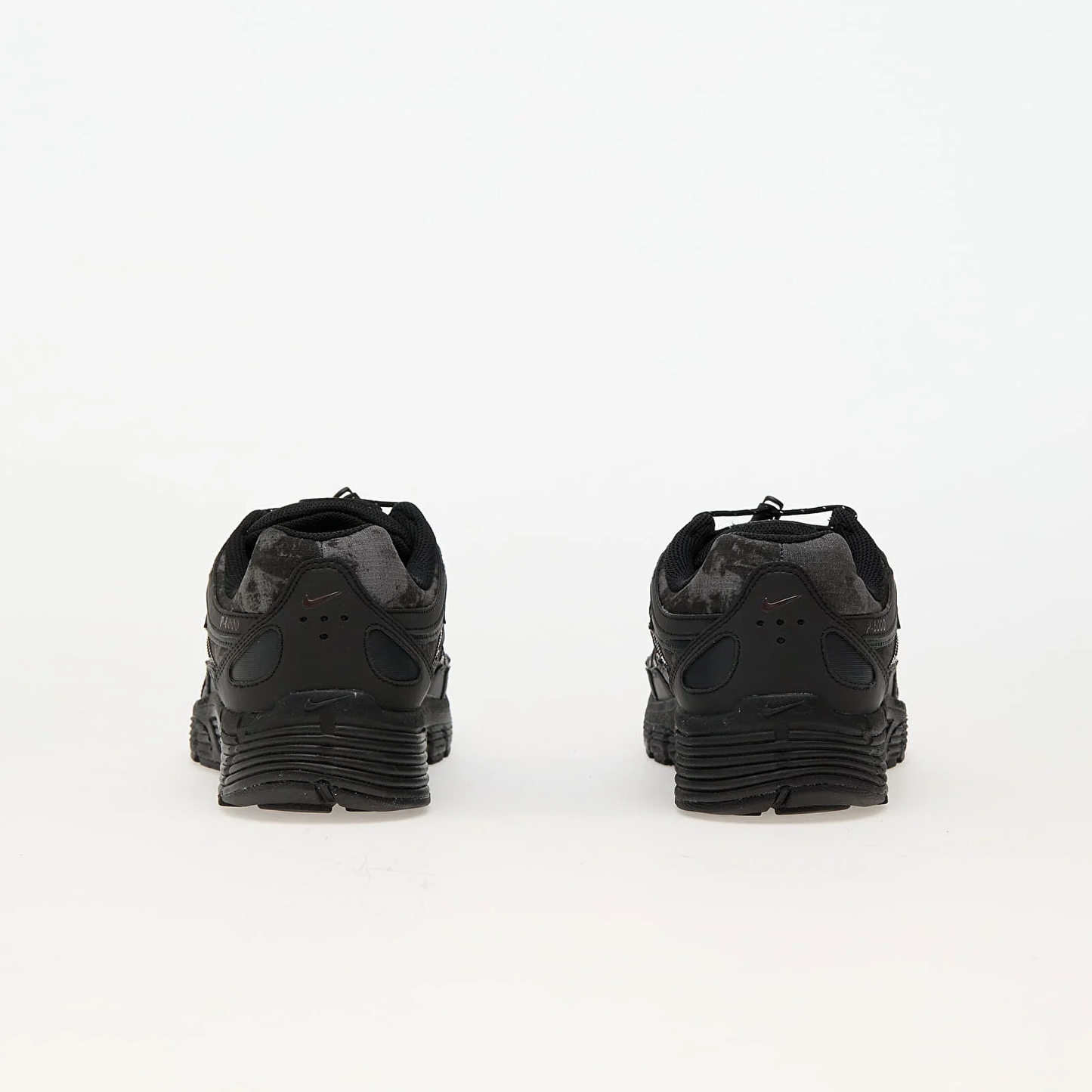 Nike W P-6000 black-red military
