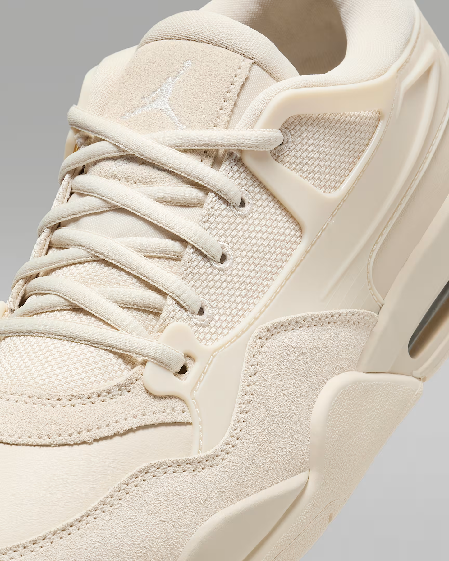 Nike Air Jordan 4 Remastered beige