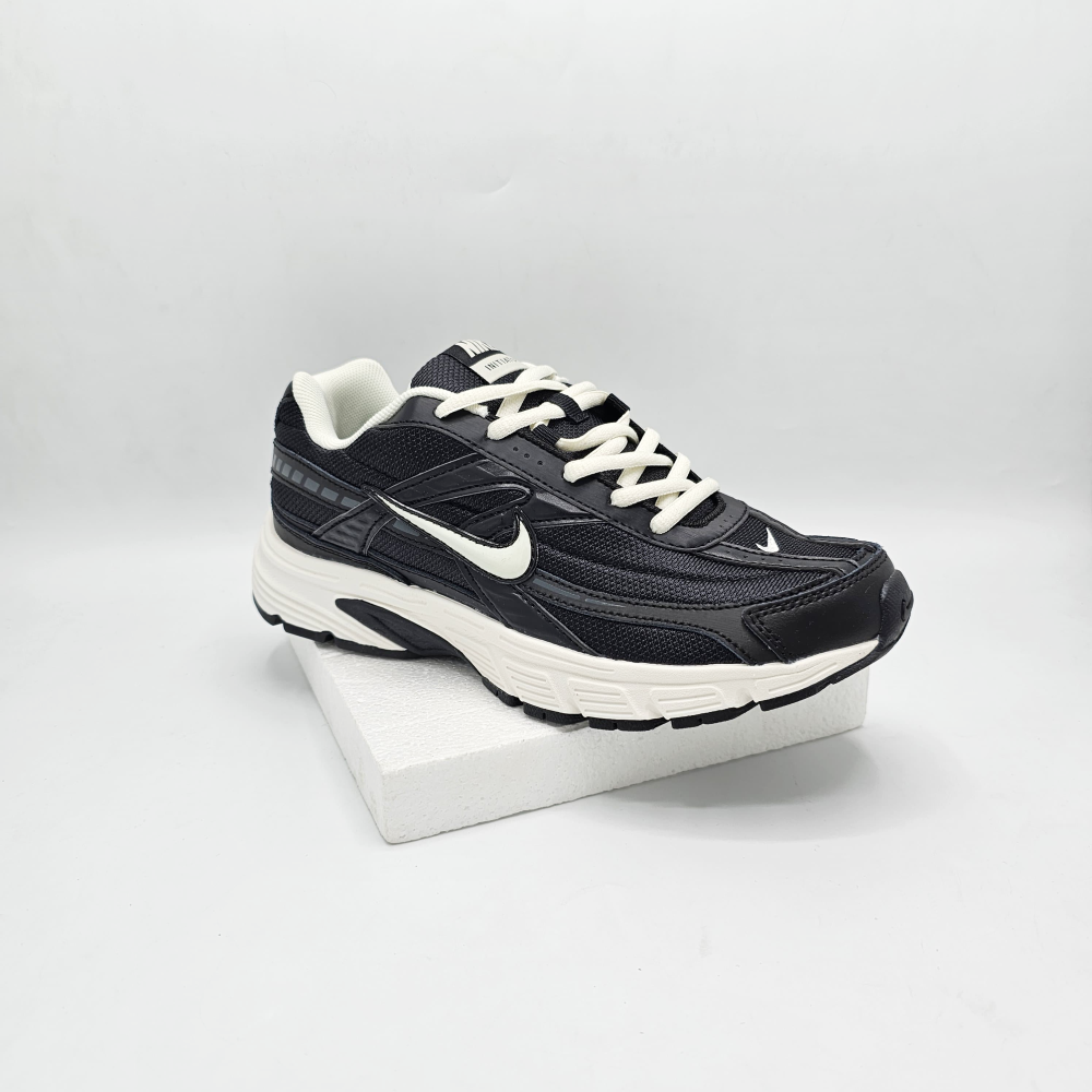 Nike P-6000 black / white