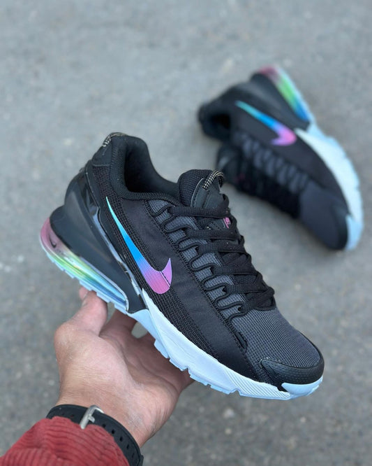 Nike Air Max Pulse Roam