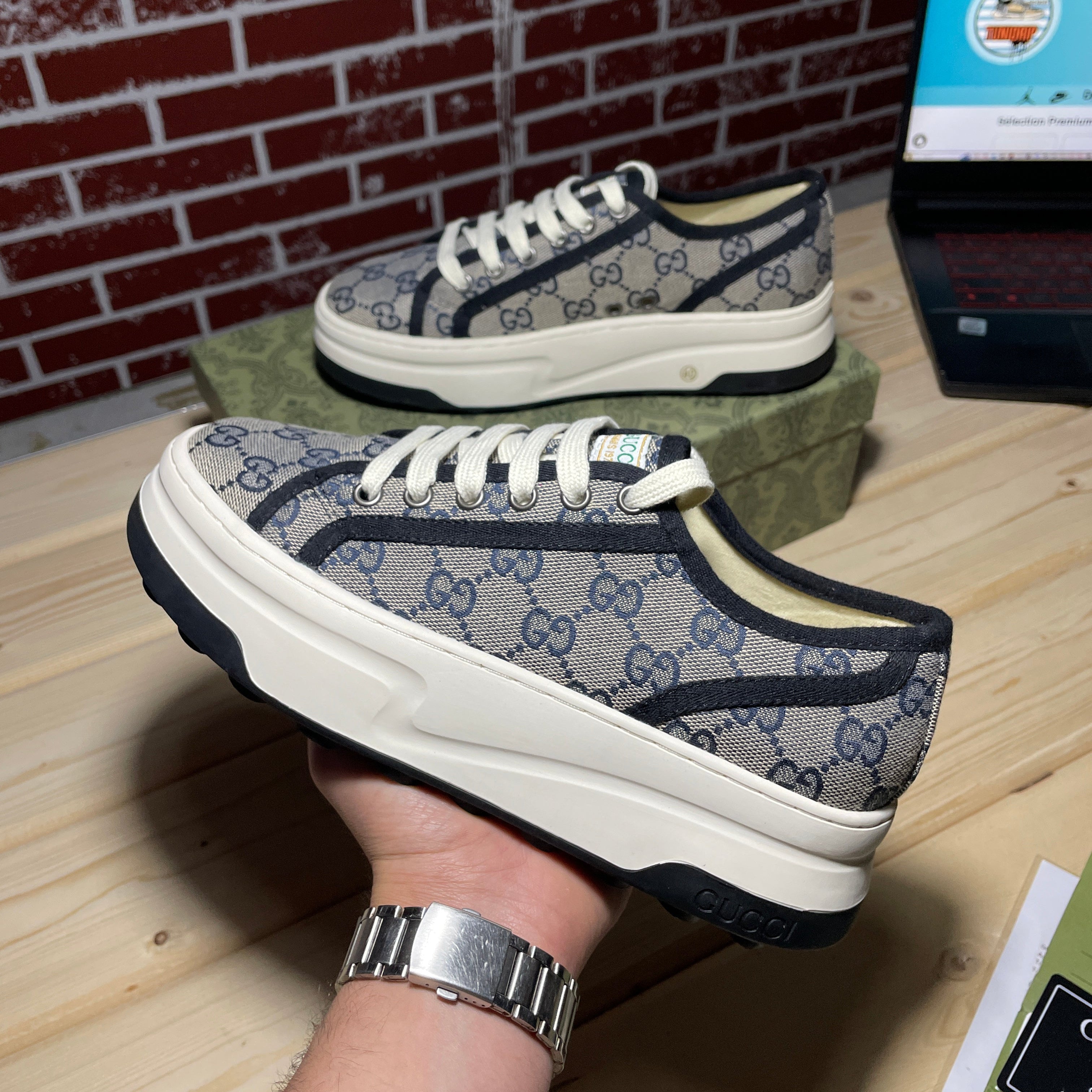 Gucci GG Sneaker 'Interlocking G - ' Marine blue - white soles '