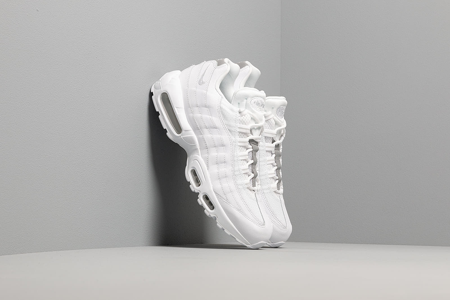 Nike Air Max 95 Triple White