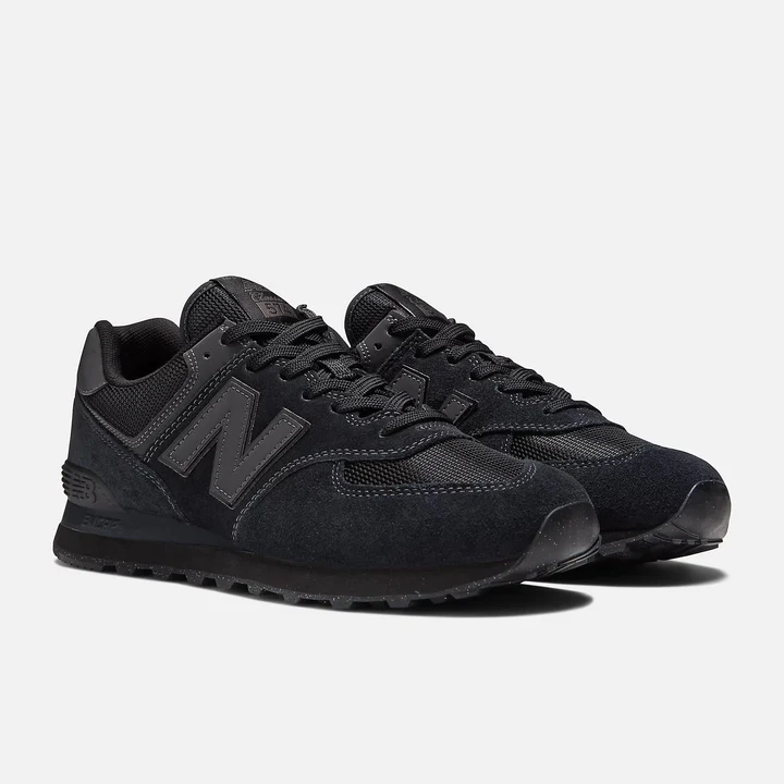 Alpha Industries x New Balance 574 all black
