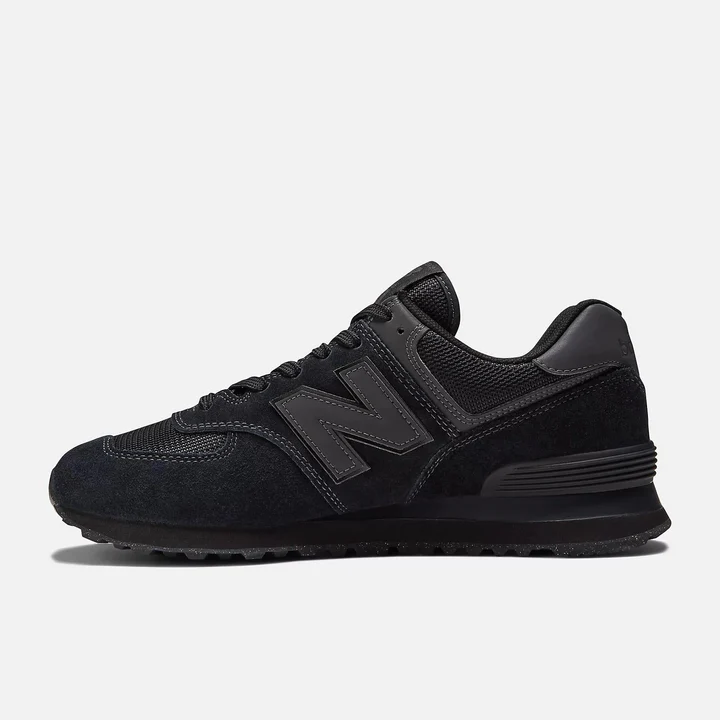 Alpha Industries x New Balance 574 all black