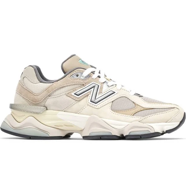 New Balance 9060 cream beige