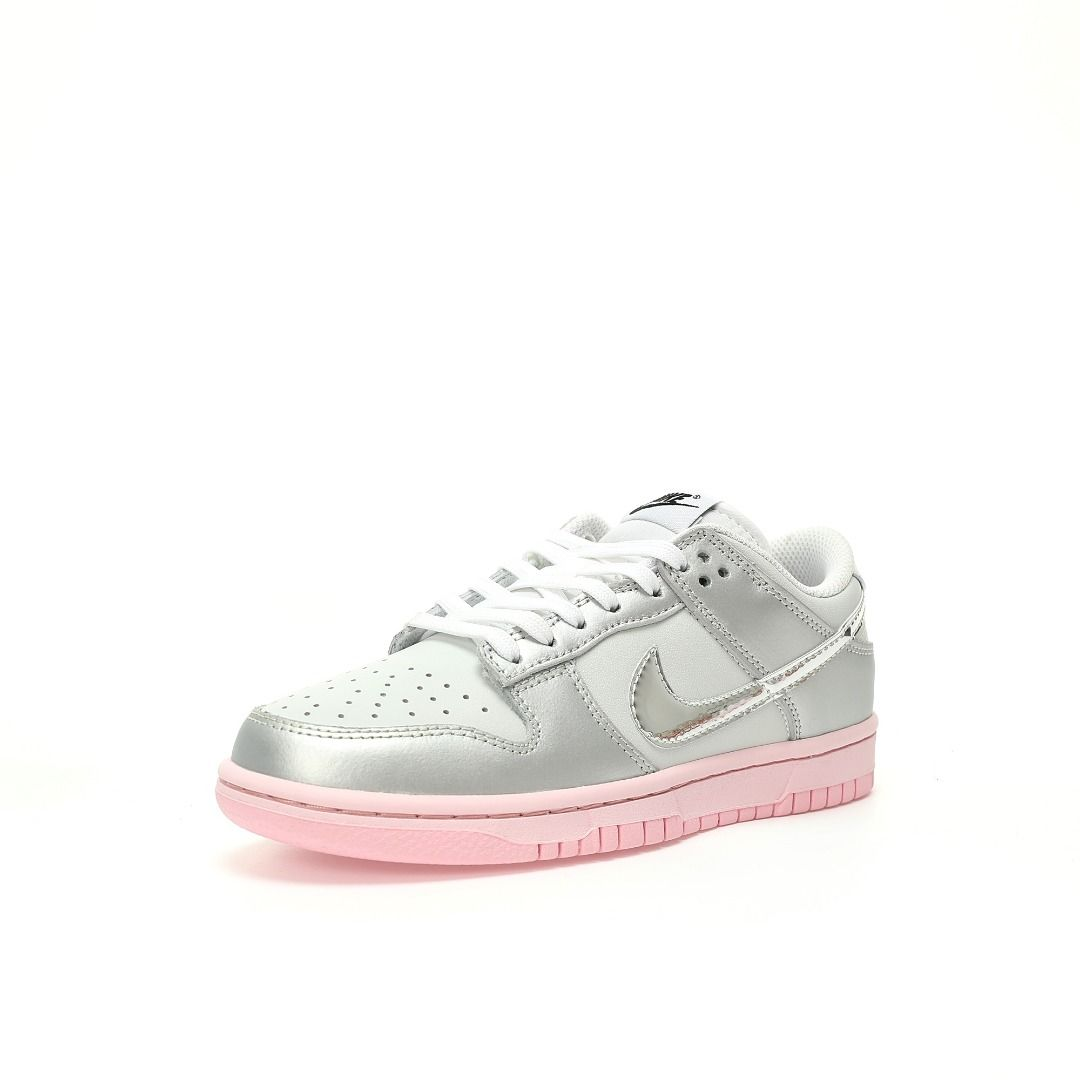 Nike SB Dunk Low LX"Silver Pink Foam"