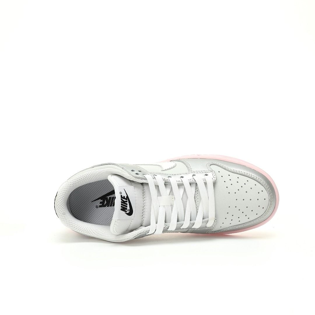 Nike SB Dunk Low LX"Silver Pink Foam"