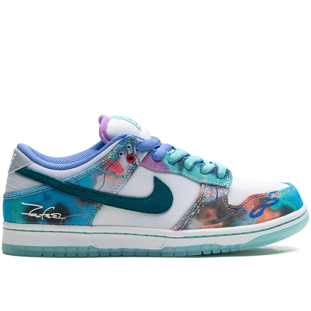 Nike x Futura Laboratories SB Dunk Low "Bleached Aqua"