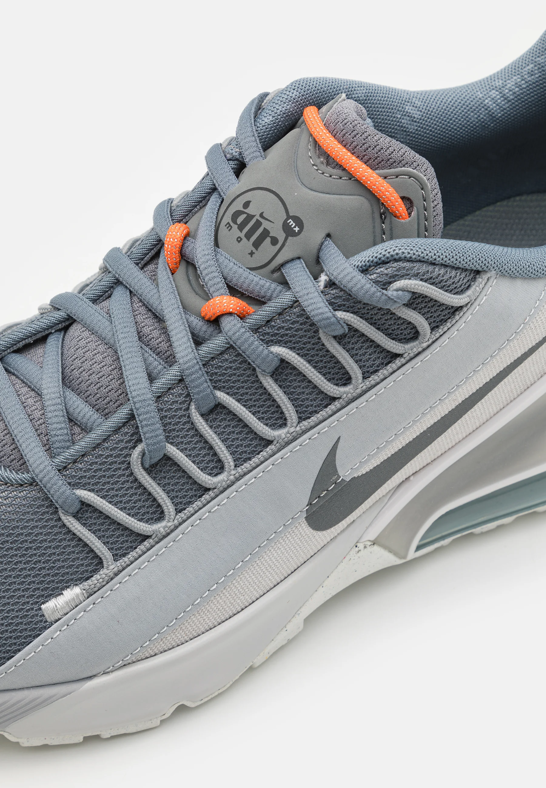 Nike Air Max Pulse Roam cool grey/summit white