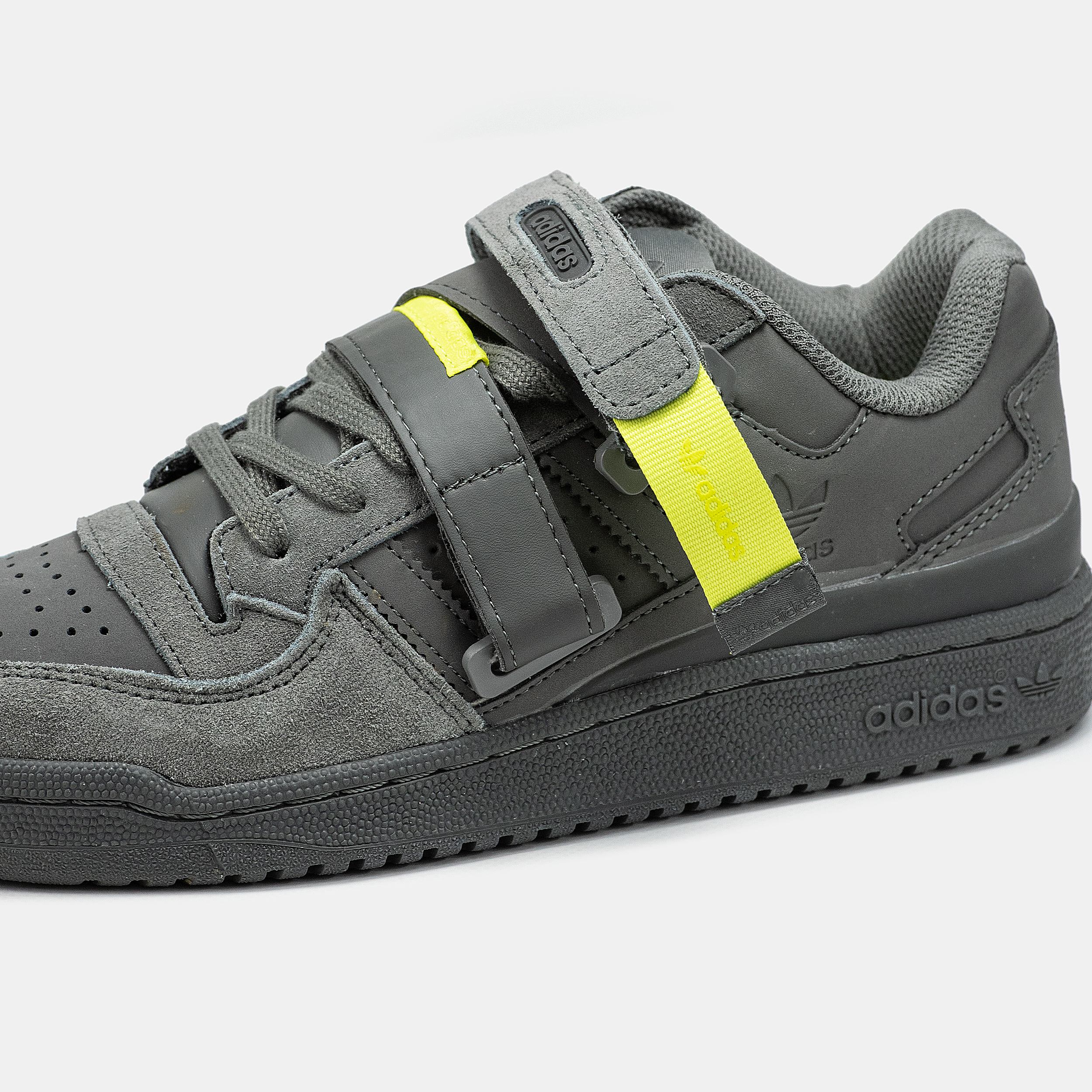 Adidas Forum Strap Cinder Low