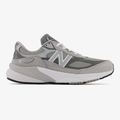 New Balance 990 v6 Core