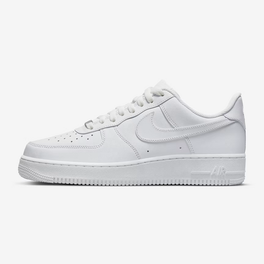 NIKE AIR FORCE 1 TRIPLE WHITE