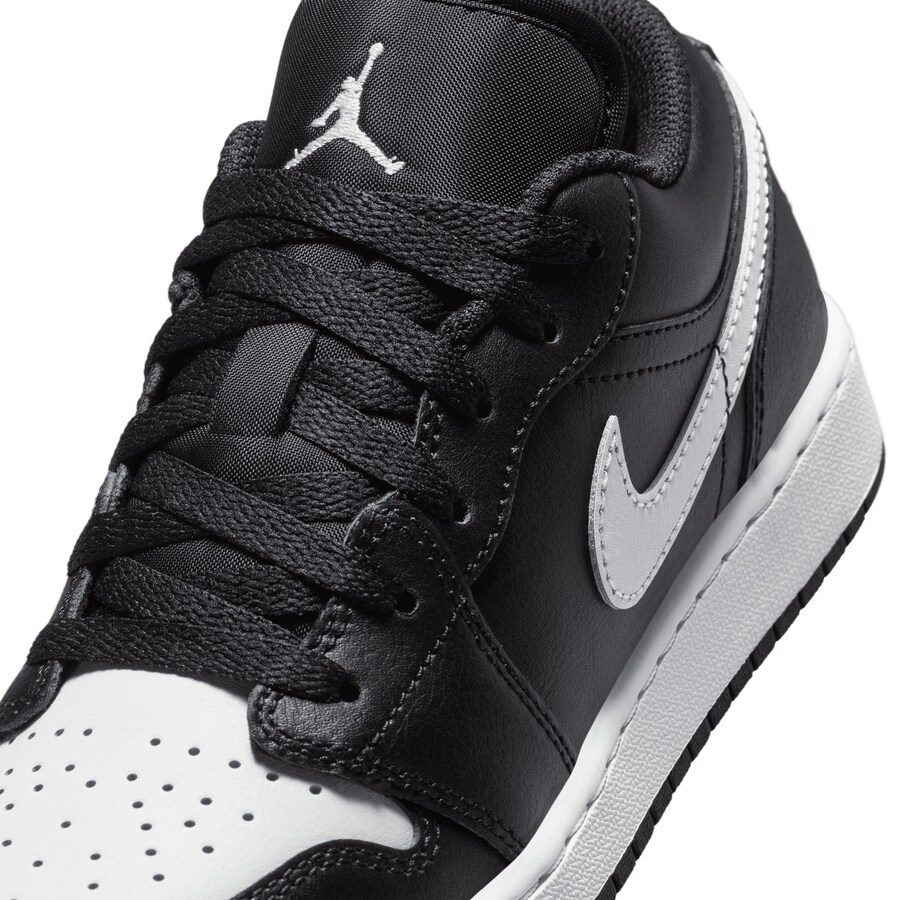 Air Jordan 1 Low Black/White