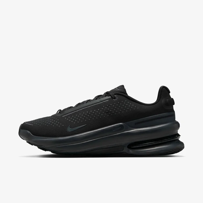 Nike Air Zoom Upturn SC all black