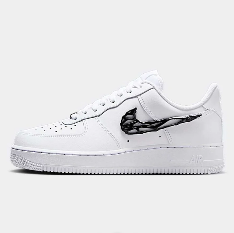 Air force 1 low Black metal swoosh