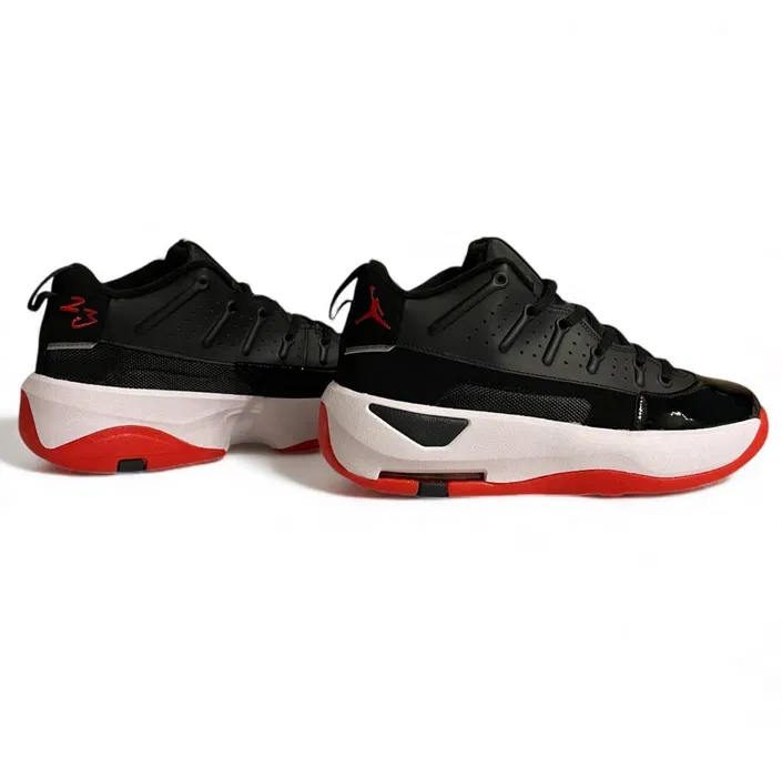 Jordan Max Aura 7 GS black-red