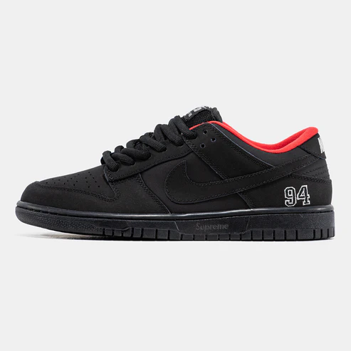 Nike SB Dunk x Supreme black-red